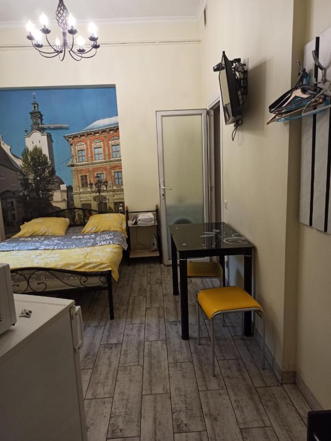 Smart Yellow Apartment-15 Хв Від Жд Вокзалу Lviv Luaran gambar