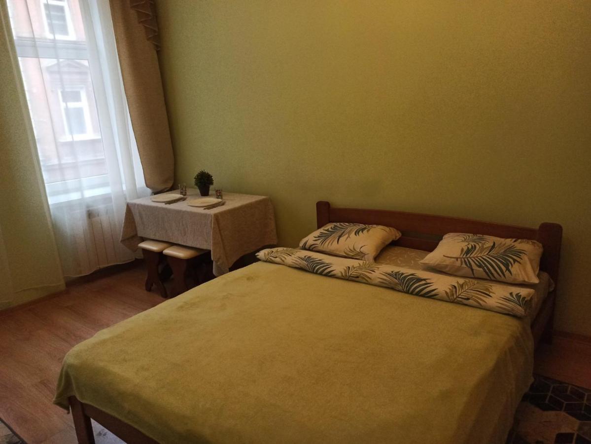 Smart Yellow Apartment-15 Хв Від Жд Вокзалу Lviv Luaran gambar